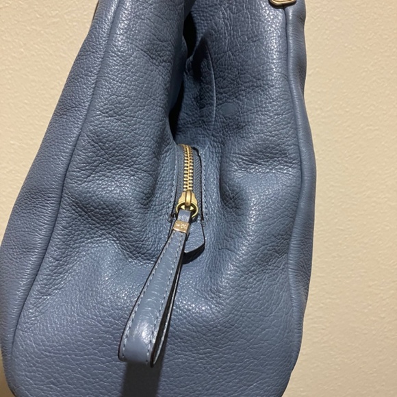 Cornflower Blue Coach Three-Compartment Handbag - Picture 6 of 10